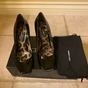 Dolce & Gabbana black patent heel